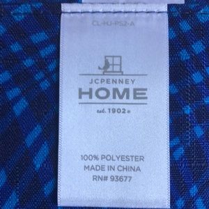 Qty:8 placemats Qty:8 cloth napkins